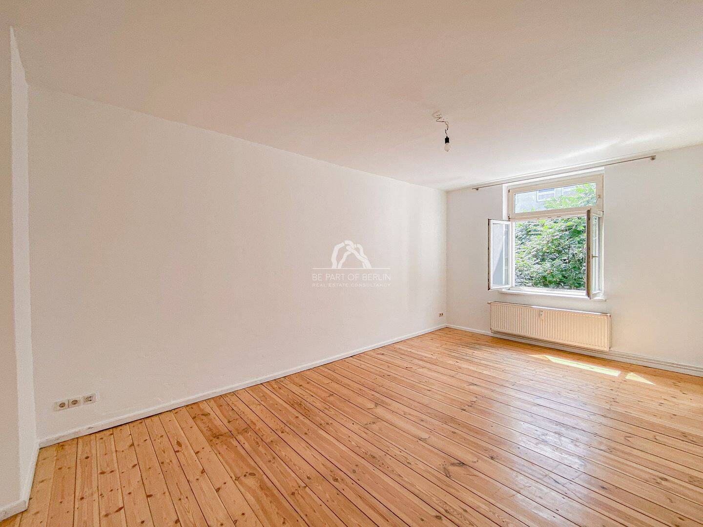 SUPERHELLES SINGLE-APARTMENT IN ERSTKLASSISGER LAGE! RUHIG IM GARTENHAUS GELEGEN! PROVISIONSFREI!, 10119 Berlin (Mitte Prenzlauer Berg)