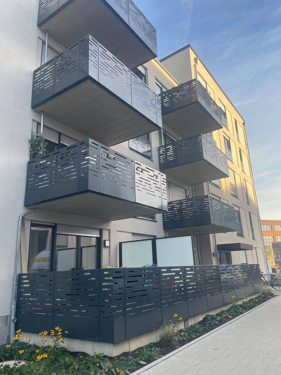47125/26 Nachmieter für eine preisgedämpfte Wohnung in Düsseldorf-Rath gesucht/Einkommensgrenze bitte beachten, 40472 Düsseldorf (Hubbelrath Lichtenbroich Rath Unterrath)