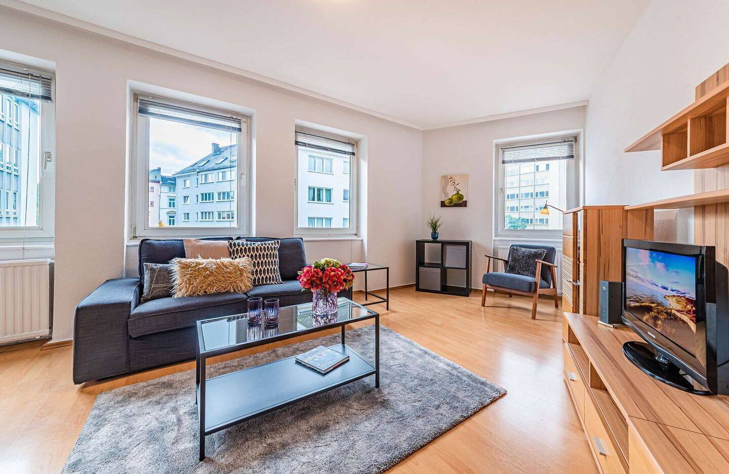 Moderne und helle 2-Zimmer-Wohnung direkt am Merianplatz, 60316 Frankfurt am Main (Nordend-Ost Nordend-West Ostend)