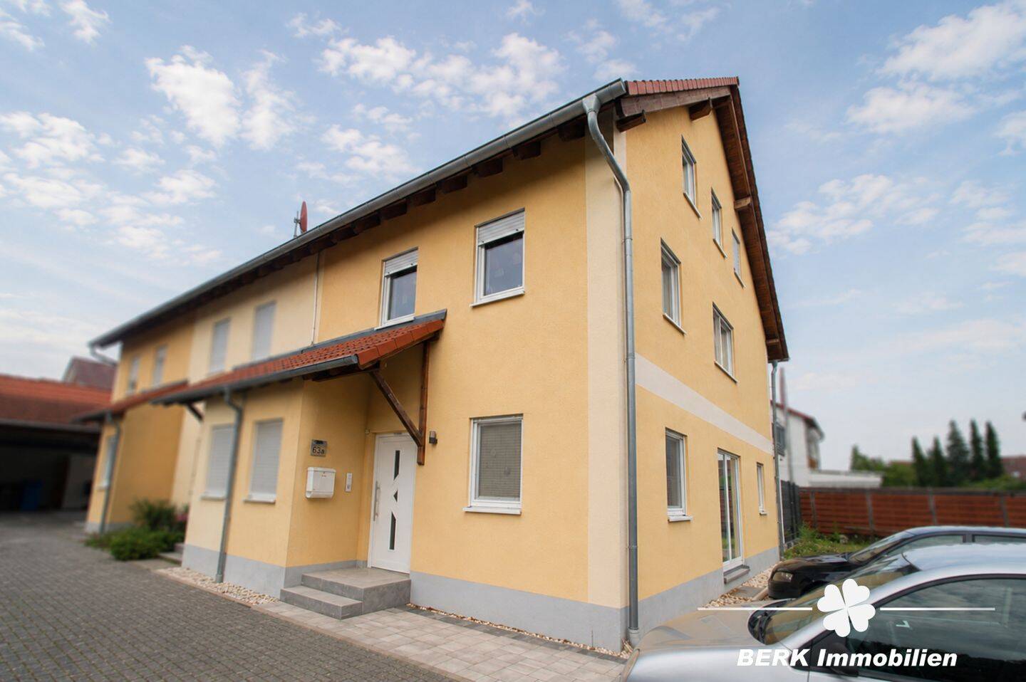 BERK Immobilien – Großzügiges REH mit sonniger Terrasse, Balkon und viel Platz für die ganze Familie, 63811 Stockstadt a. Main
