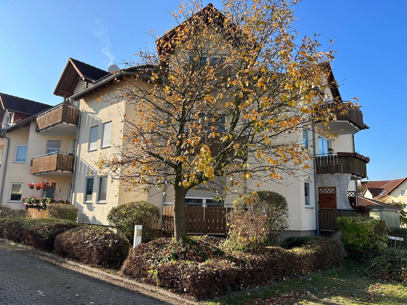 Sehr schöne 2-Raumwohnung in ruhiger Randlage von Gera, 7554 Gera