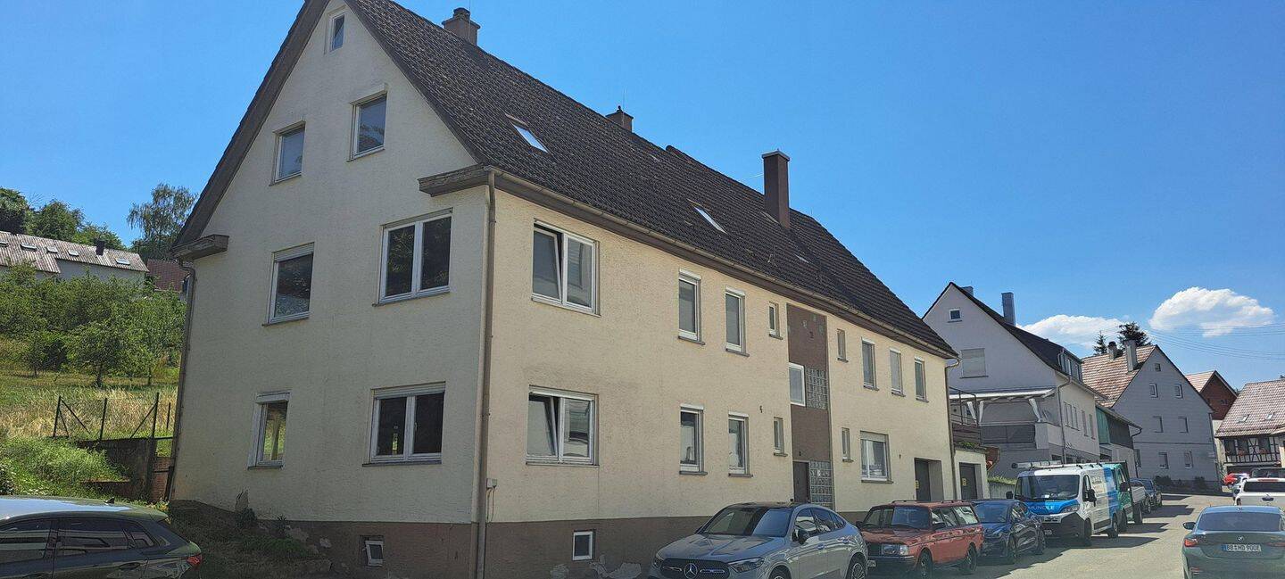 Mehrfamilien Haus mit Gartenanteil im Rohbau / Umbau, 71134 Aidlingen