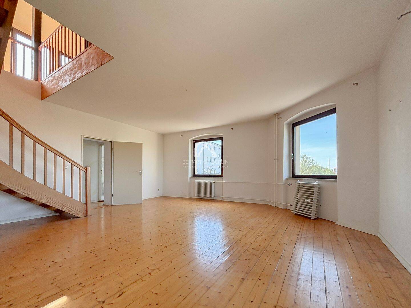 PROVISIONSFREI! WUNDERSCHÖNE DG-WOHNUNG IN TOP LAGE! MIT TERRASSE!, 10997 Berlin (Friedrichshain-Kreuzberg Kreuzberg)
