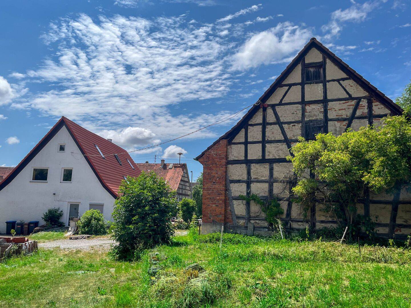 Charmantes Bauernhaus mit großem Grundstück und Nebengebäude, 74575 Schrozberg