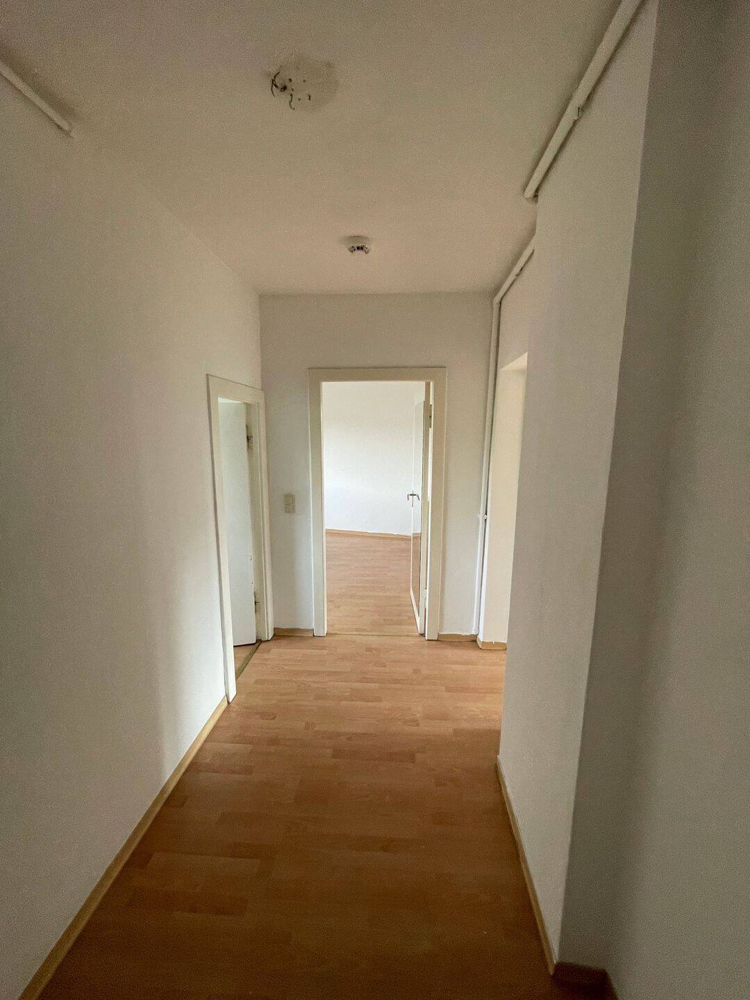 Freie 2-Zimmer-Wohnung in Toplage Charlottenburg 200m zur Spree, 10589 Berlin (Charlottenburg-Wilmersdorf Charlottenburg Kolonie Gerickes Hof)
