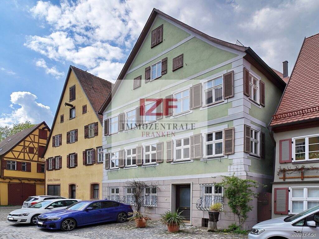 Historisches, aufgeteiltes Wohn- und Geschäftshaus mit Potenzial in Bestlage von Dinkelsbühl, 91550 Dinkelsbühl