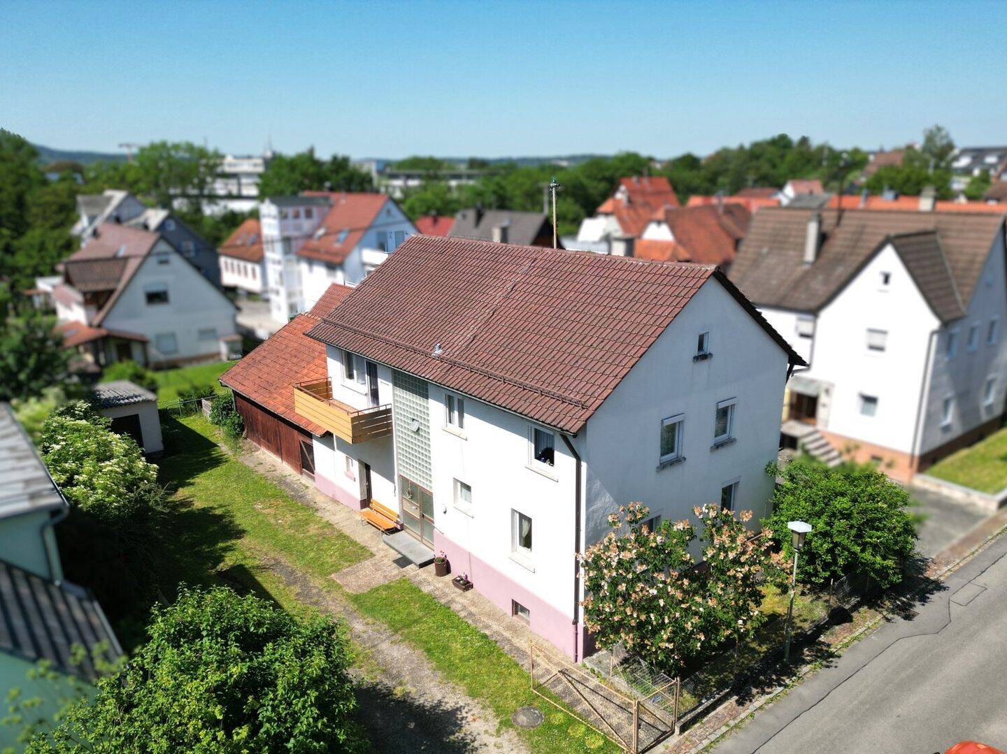 Ihr Wohnprojekt mit Gewerbechance – Zentral gelegenes Haus mit Garten und Scheune in Mössingen, 72116 Mössingen