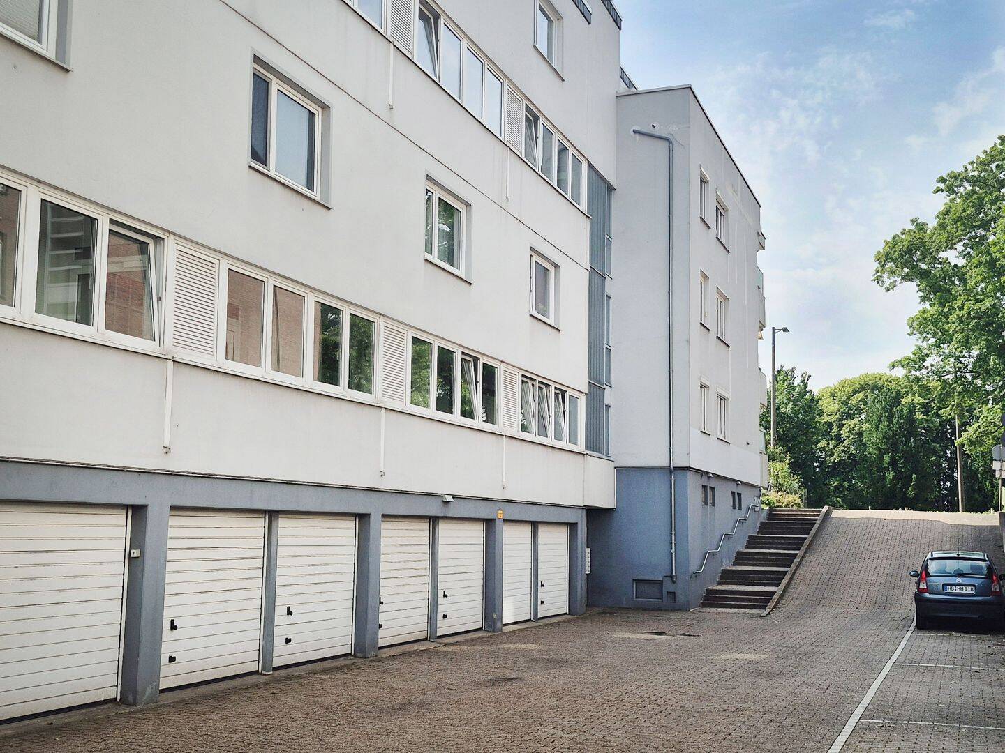 Beliebte Lage am Osterdeich: moderne 4 Zimmer-Maisonette-Wohnung + 2 Balkone + PKW Stellplatz, 28205 Bremen (Hulsberg Peterswerder)