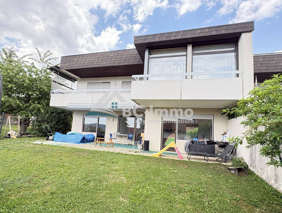 Hier fühlt sich Familie zu Hause – Reihenendhaus mit tollen Garten, 79771 Klettgau
