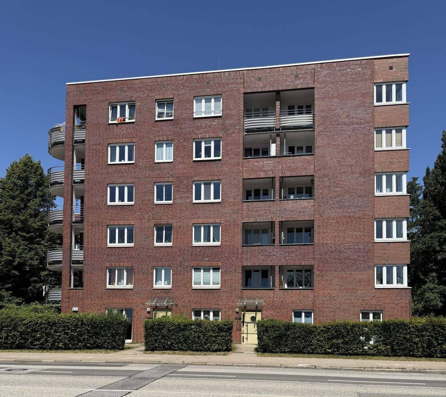 Rollstuhlgerechte Wohnung mit neuer Einbauküche und Terrasse!, 20539 Hamburg (Mitte)