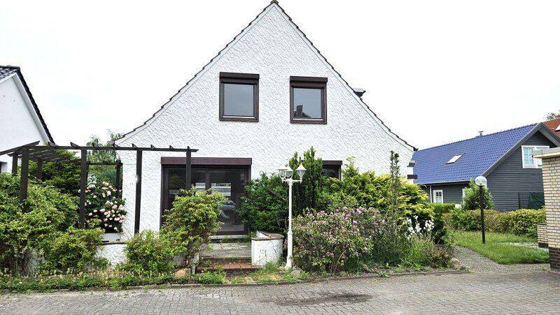 0 % Käuferprovision! Schönes EFH mit Outdoor-Wintergarten und tollem Grundstück in Hinterlage!, 27751 Delmenhorst