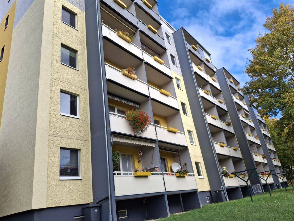 Schicke 2-Raumwohnung mit Weitblick, 7552 Gera (Bieblach-Ost Langenberg Roschütz Stublach)