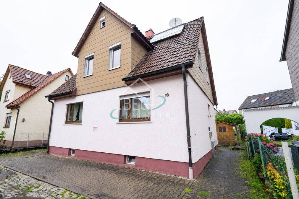 Familienfreundliches Zuhause mit durchdachtem Grundriss und hochwertiger Einbauküche, 73079 Süßen