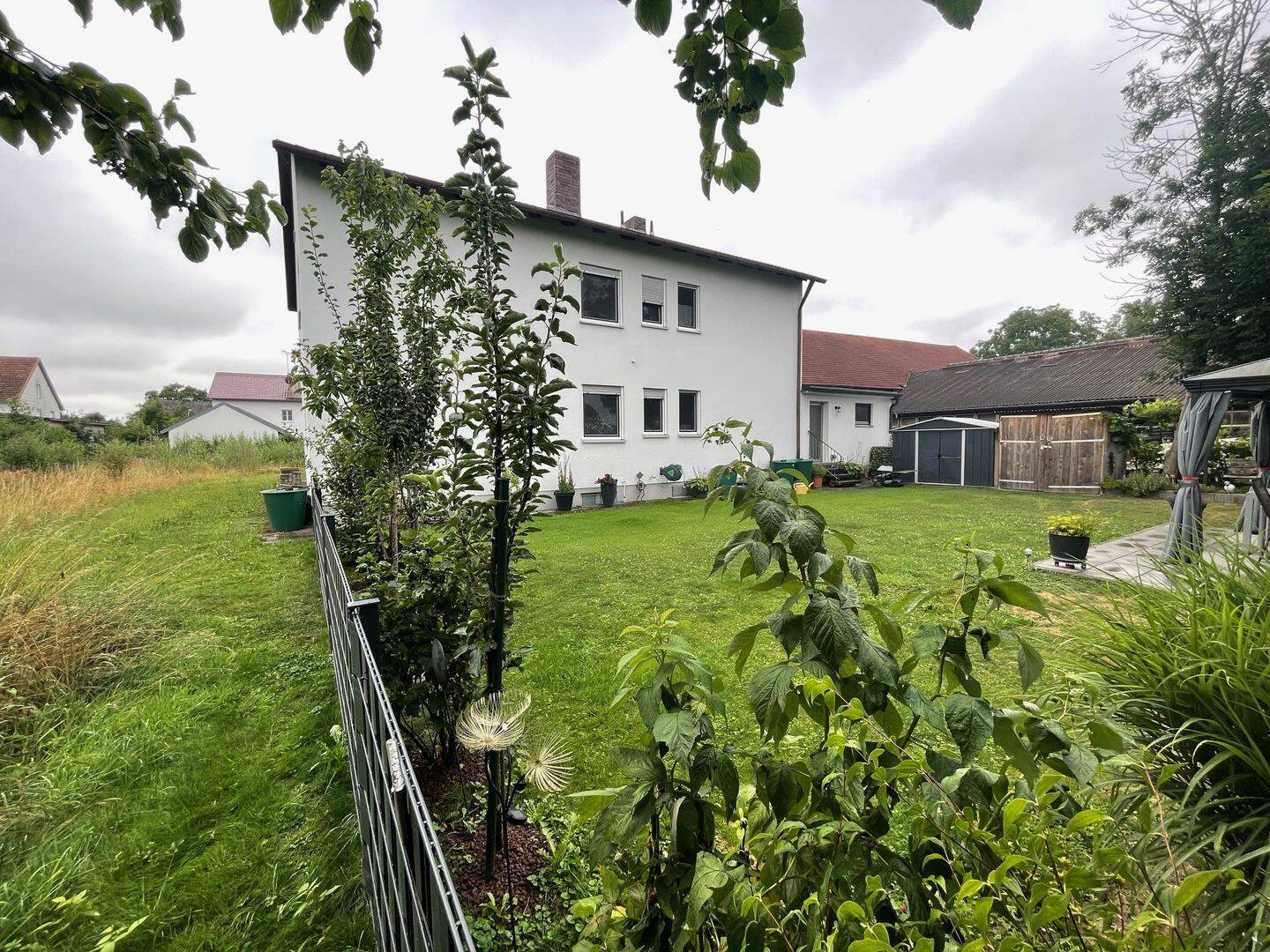 Mammendorf, sonniges Zweifamilienhaus mit großem Grundstück, 82291 Mammendorf