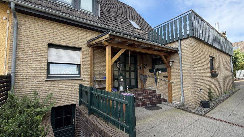 **Doppelhaushälfte in ruhiger Wohnlage von Osnabrück-Pye zu verkaufen!**, 49090 Osnabrück (Eversburg Hafen Haste Pye Sonnenhügel)