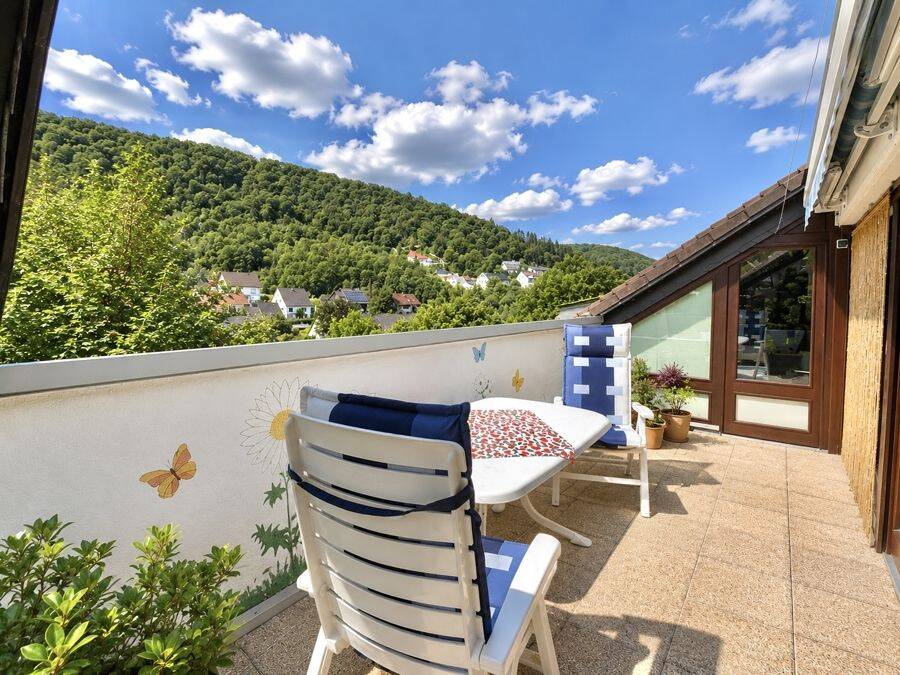 Eigentumswohnug mit Hauscharakter – sonnige Loggia, Weitblick und naturnahes Wohnen, 53498 Bad Breisig