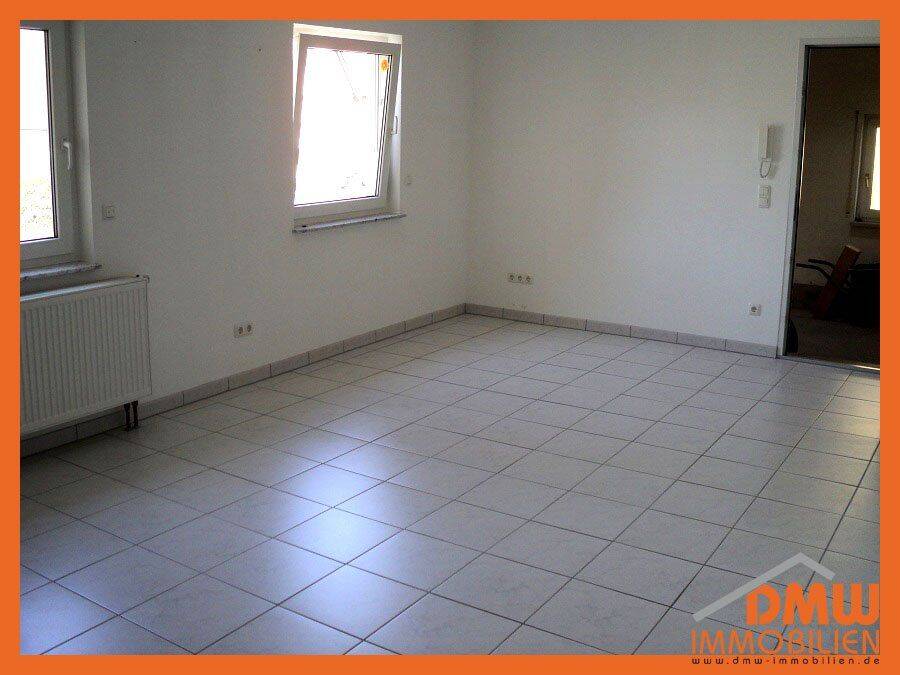Helle 2 ZKB inkl. EBK, PKW Stellplatz, Gartenmitbenutz., 55270 Schwabenheim an der Selz