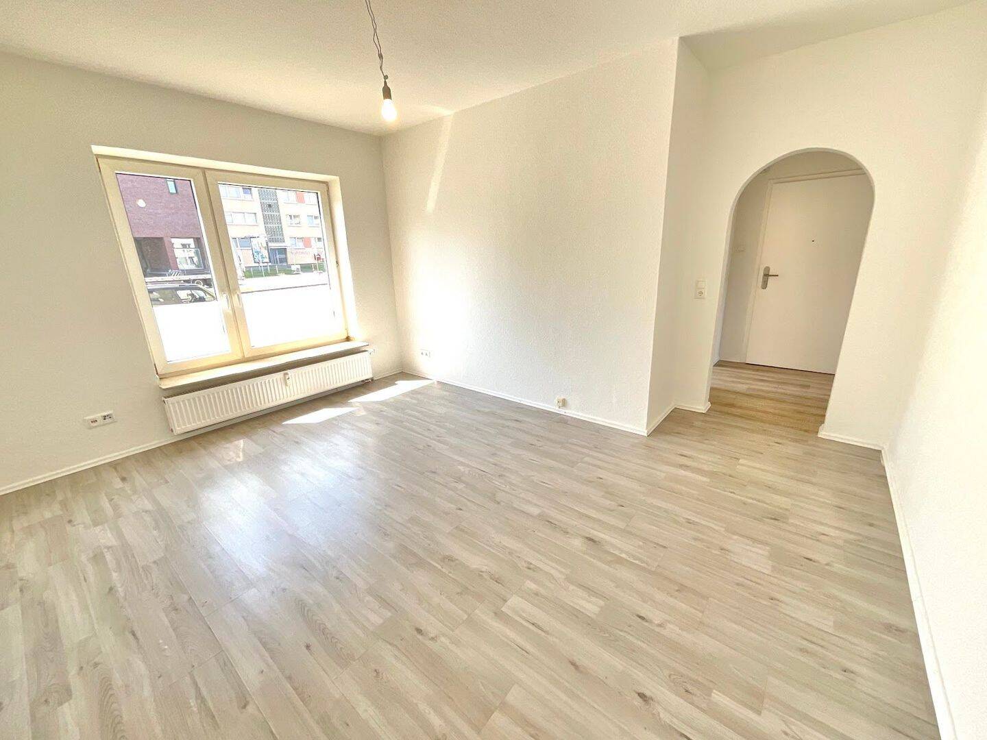 Frisch renovierte Erdgeschosswohnung, 46236 Bottrop (Stadtmitte)