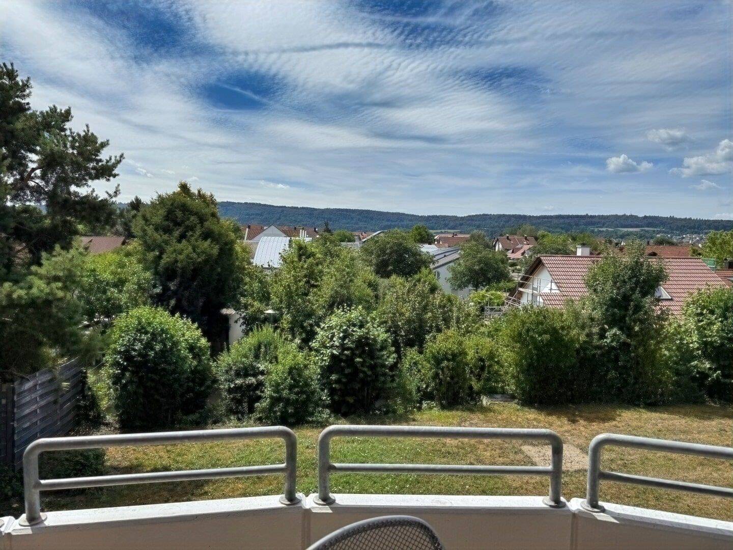Klein, fein & mein mit Balkon inkl. Weitblick und viel Potenzial, 78244 Gottmadingen