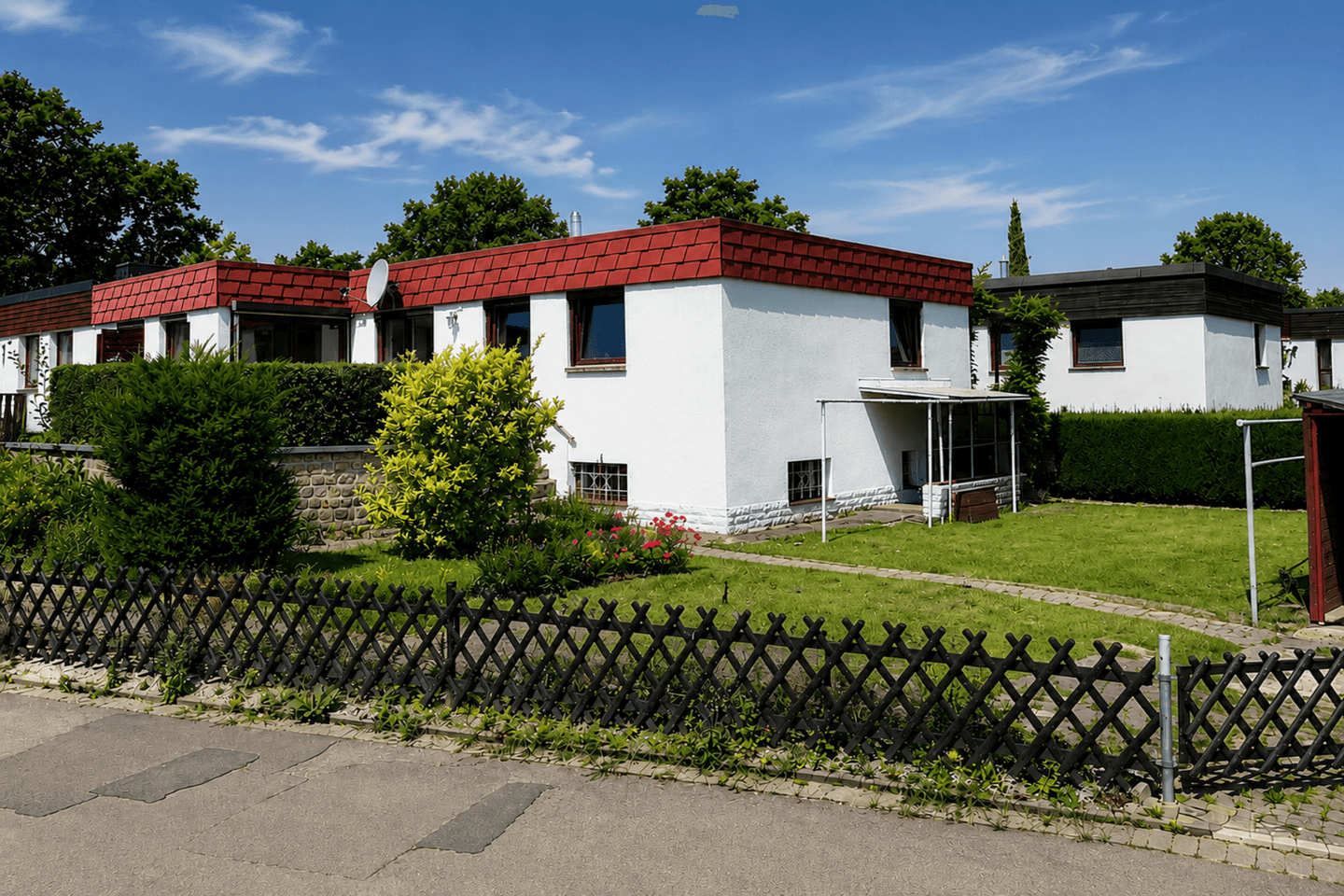 Ihr neues Zuhause in Freiberg – bezugsfreies 5-Zi-Reiheneckhaus mit Garten, Terrasse und Garage, 9599 Freiberg
