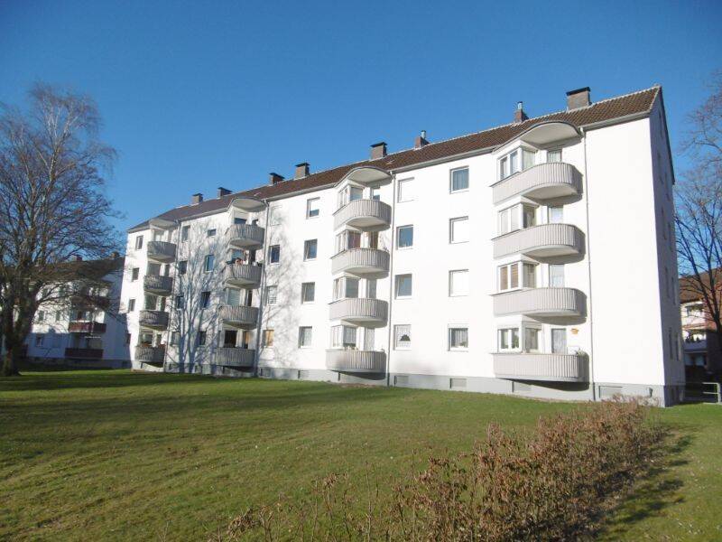 Gemütliche 4-Zimmer-Wohnung mit kleinem Balkon – Bielefeld-Brackwede, 33647 Bielefeld (Brackwede Senne Ummeln)