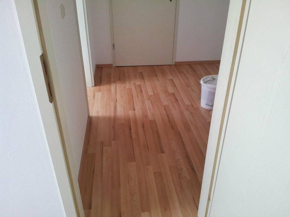 3 Zimmer Dachgeschoßwohnung mit Balkon, 91578 Leutershausen