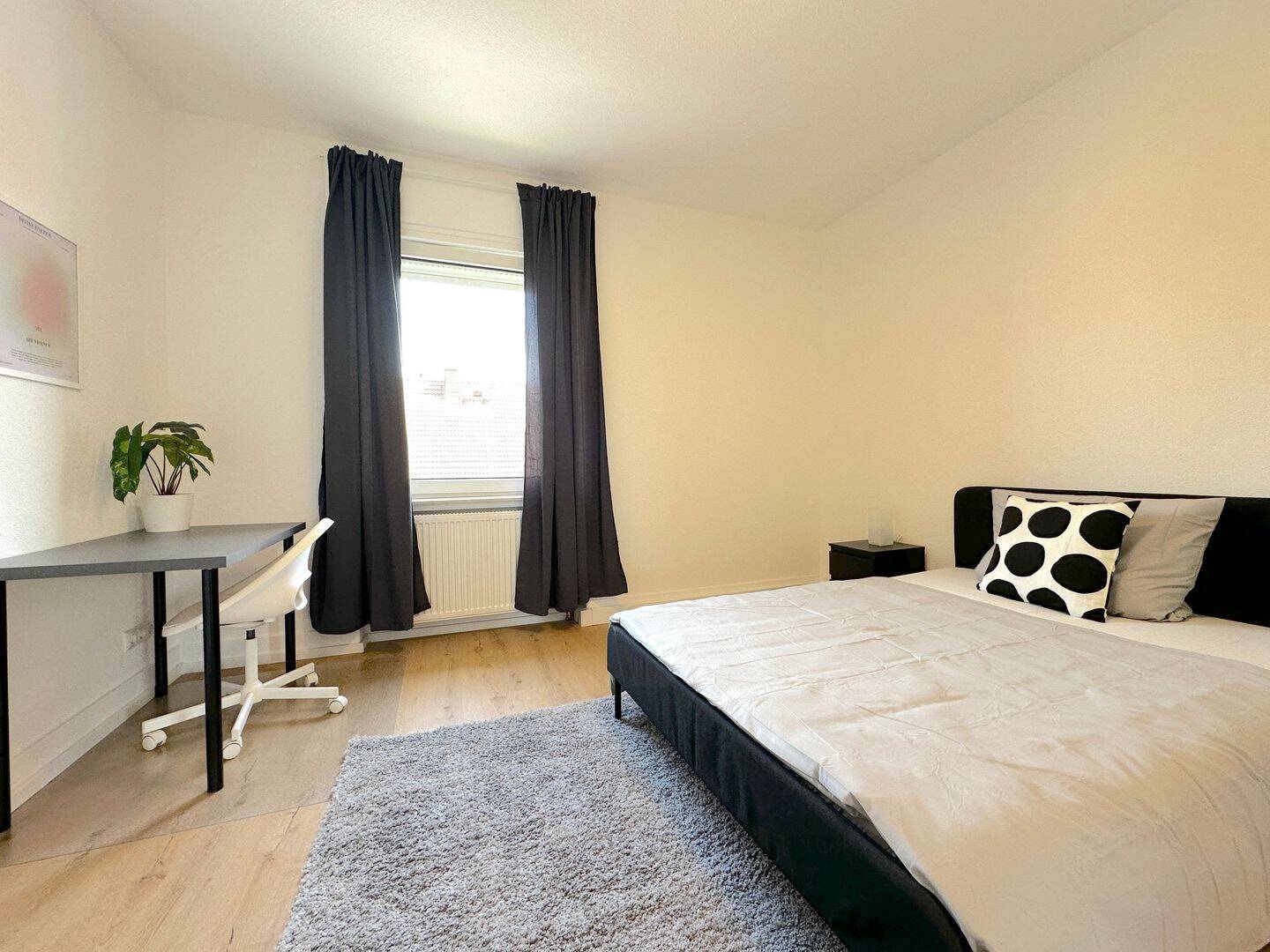 Mitbewohner:innen gesucht – 2 freie Zimmer in 3er WG ??, 65936 Frankfurt am Main (Nied Sossenheim)