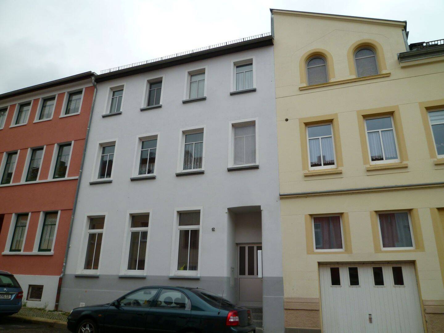 Kleines Mehrfamilienhaus in guter Lage, 7546 Gera