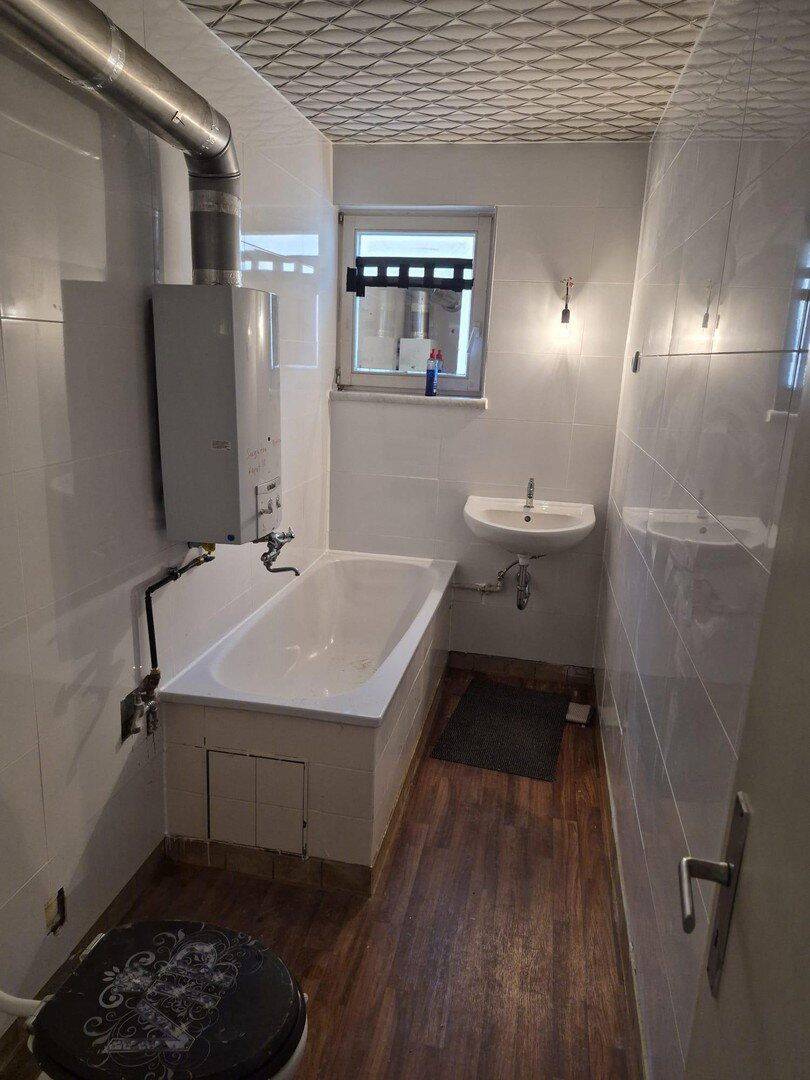 Helles WG-Zimmer in zentraler Lage, 74072 Heilbronn (Heilbronn)