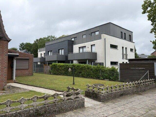 Tolle 3-Zimmer-Obergeschosswohnung mit Balkon zu vermieten! Wohnfläche ca. 82 m² Wohnfläche!, 24539 Neumünster (Gadeland Ruthenberg Stör Wittorf)