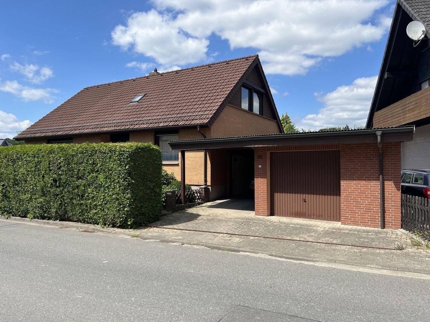 Wohnhaus zur sofortigen Nutzung frei in Osterode, 37520 Osterode am Harz