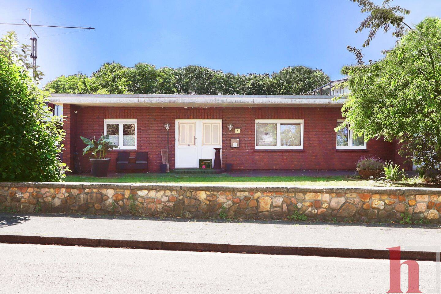 Solider Bungalow in zentraler Lage von Holdorf, 49451 Holdorf