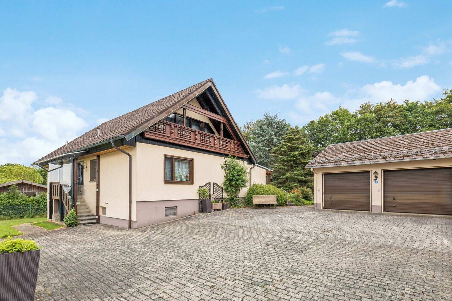 Einfamilienhaus mit großem Gartengrundstück in Köditz, 95189 Köditz