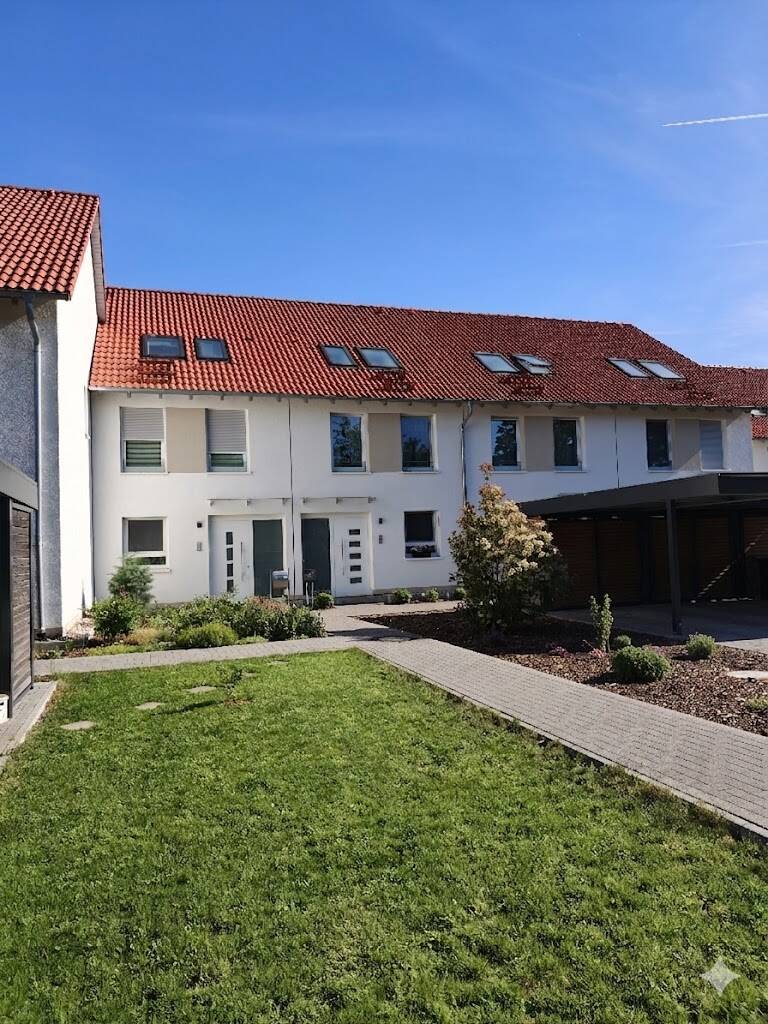 Modernes Reihenhaus in Leipzig-Althen — Neubau 2023, Energieklasse A, großer Garten, 4319 Leipzig (Althen-Kleinpösna Engelsdorf)