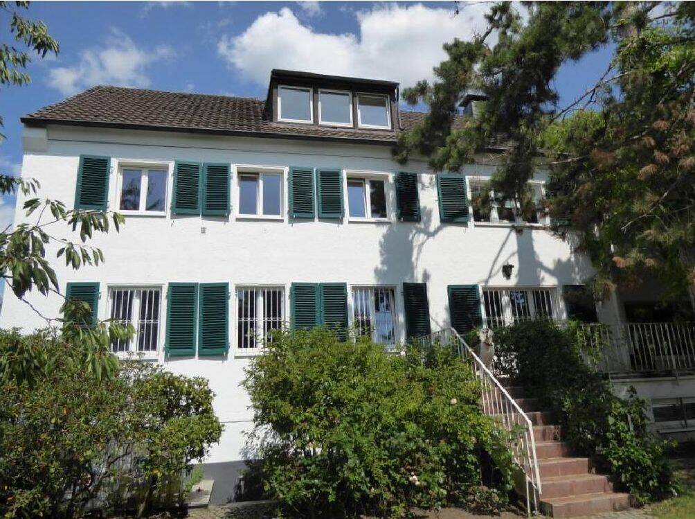 Wohnen und Arbeiten unter einem Dach: excl. Villa mit separater Einheit und Traumgarten !, 40883 Ratingen