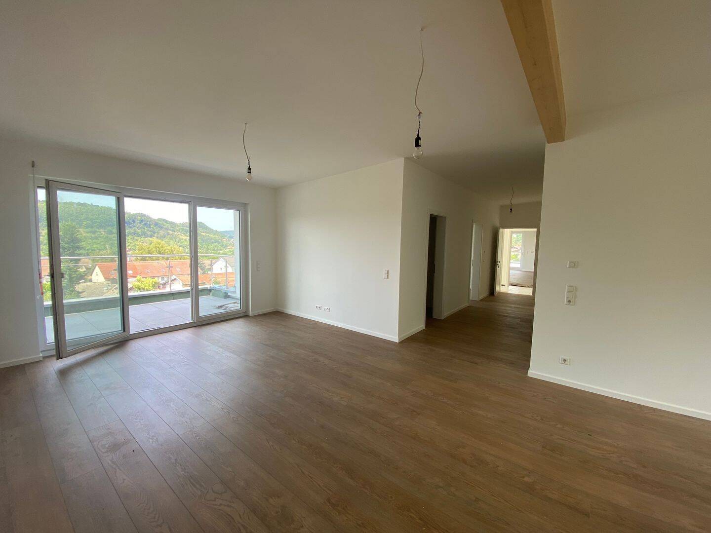 Marko Winter Immobilien – Mosbach: Charmante 3-Zimmer-Penthouse-Wohnung mit viel Licht und Raum, 74821 Mosbach
