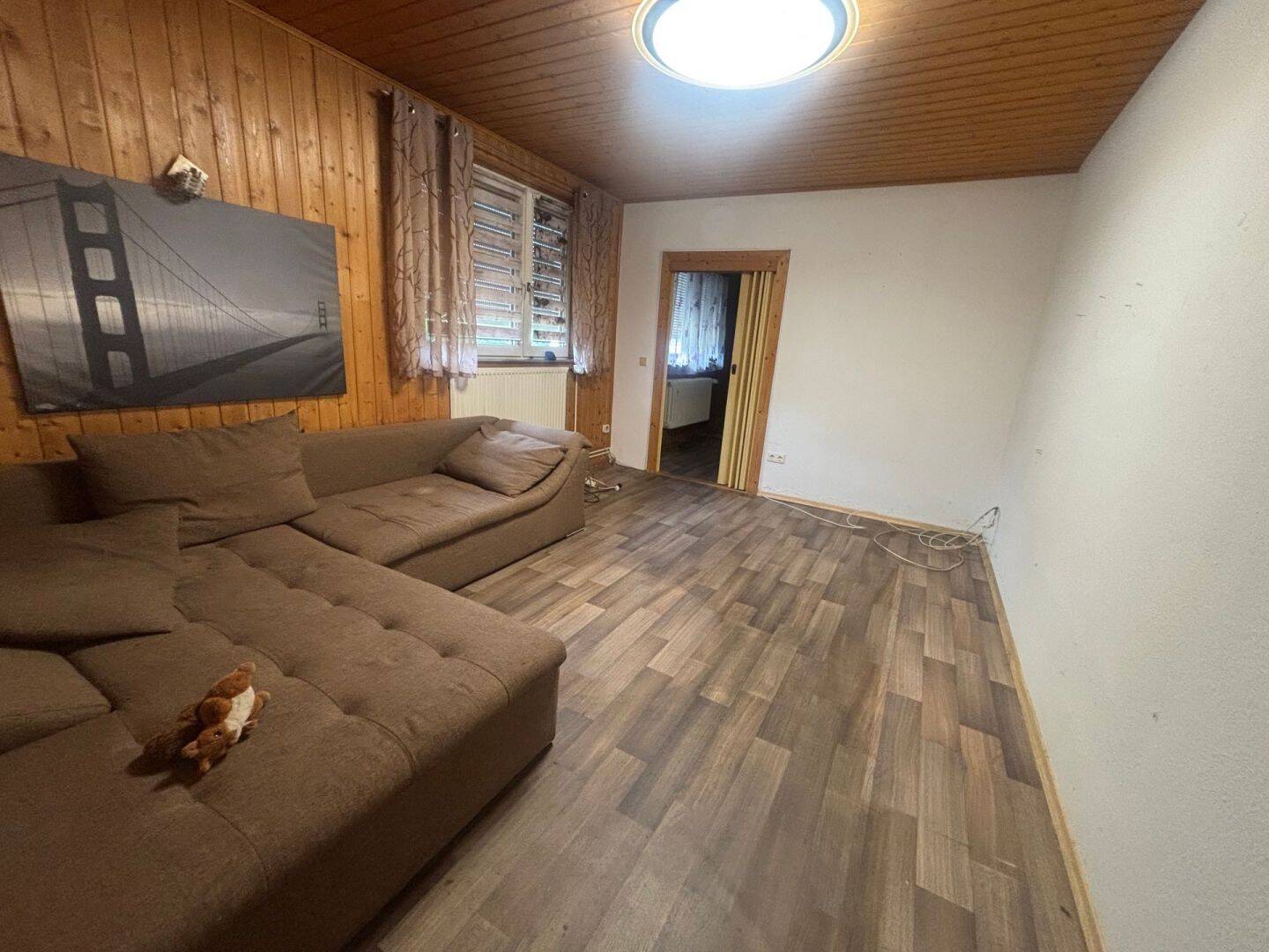 Attraktive Erdgeschosswohnung mit großzügigen Außenflächen in Neustadt bei Coburg, 96465 Neustadt b. Coburg
