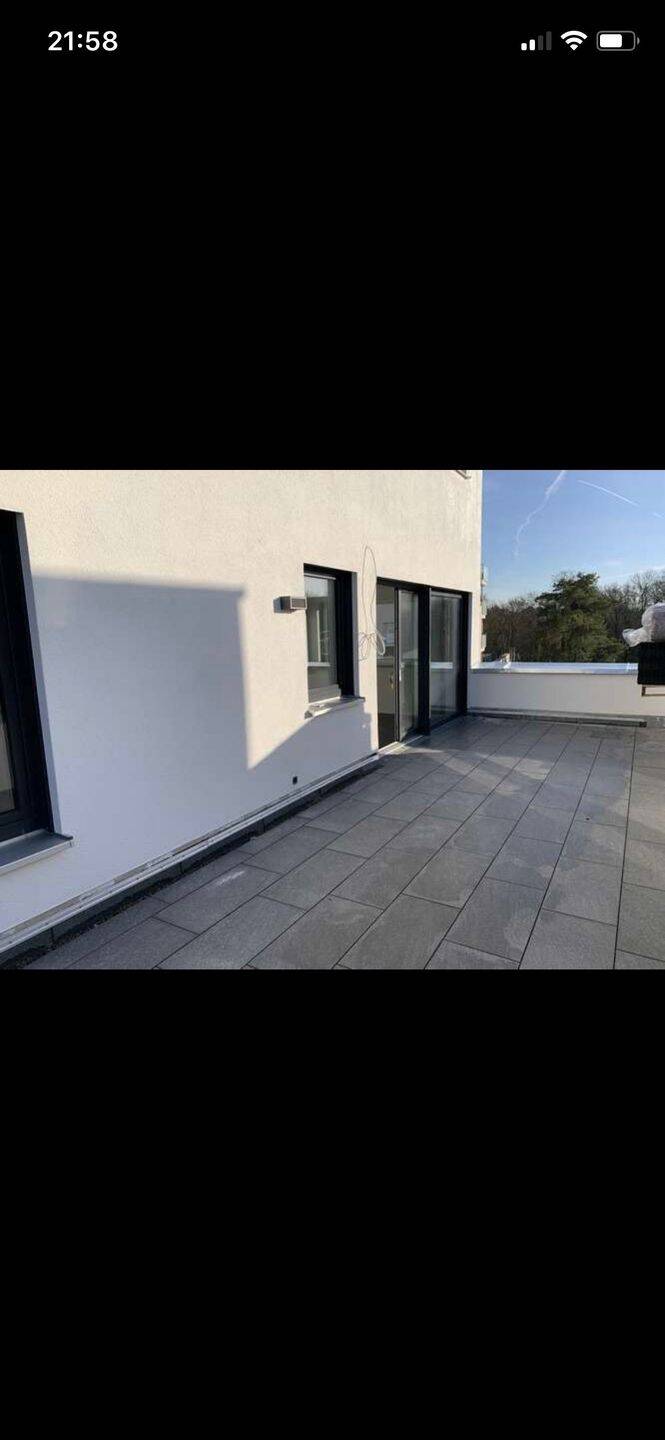 Moderne 3,5-Zi.-Wohnung mit großer Dachterrasse & Top-Lage!, 74177 Bad Friedrichshall