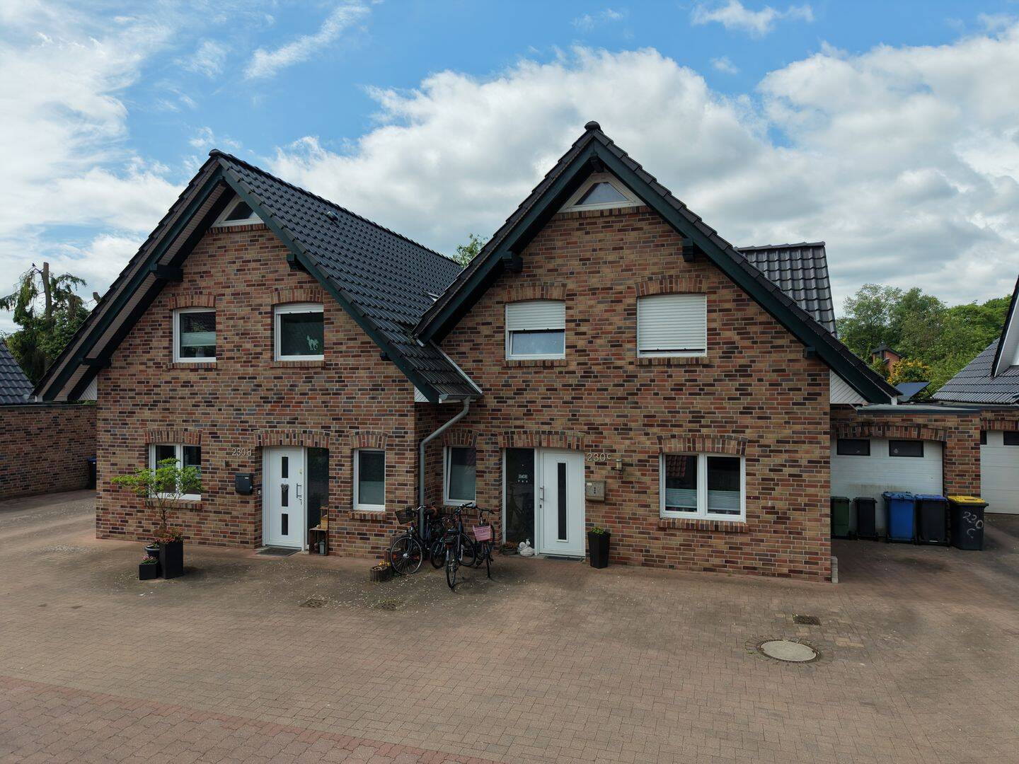 Familienfreundliche Doppelhaushälften in Oldenburg – 109 bis 124 m² Wohnfläche, 26133 Oldenburg (Oldb) (Kreyenbrück)