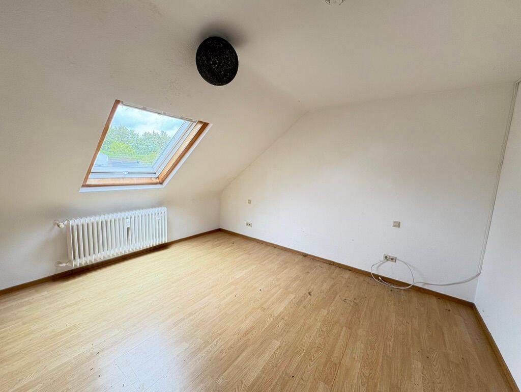 3 ZKB Wohnung in Trierweiler-Sirzenich ab 01.06 zu vermieten !, 54311 Trierweiler