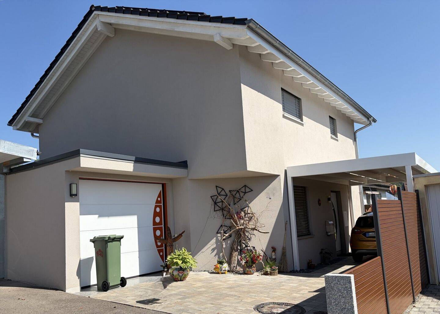 **MODERNES, 1A ausgestattetes EFH mit Aufzug, Vollkeller, Garage, Carport…**, 78266 Büsingen am Hochrhein