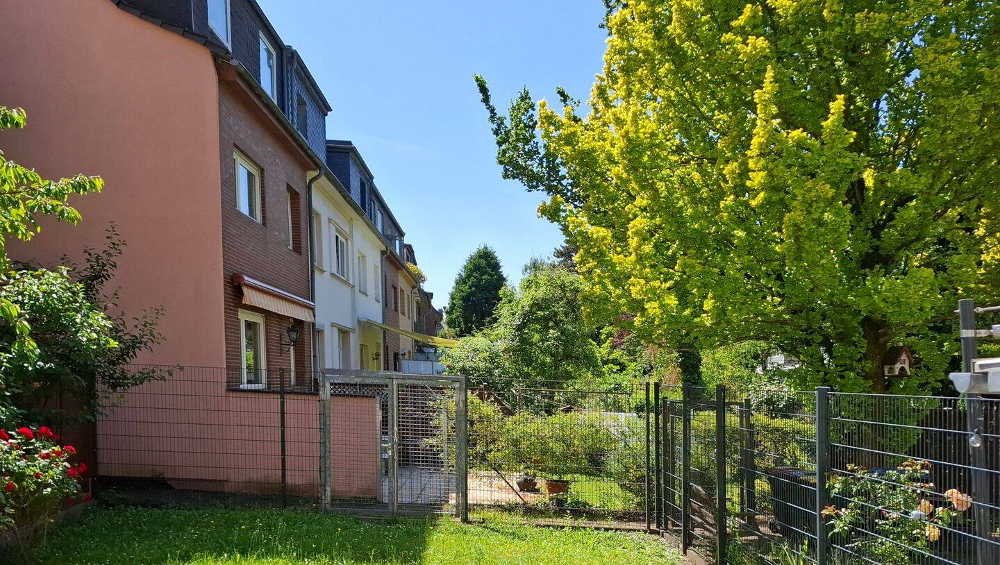 Köln-Nippes/Mauenheim. Ruhiges, renoviertes Separat-Zimmer mit Küchenzeile und Balkon., 50739 Köln (Nippes Bilderstöckchen Longerich Mauenheim Weidenpesch)