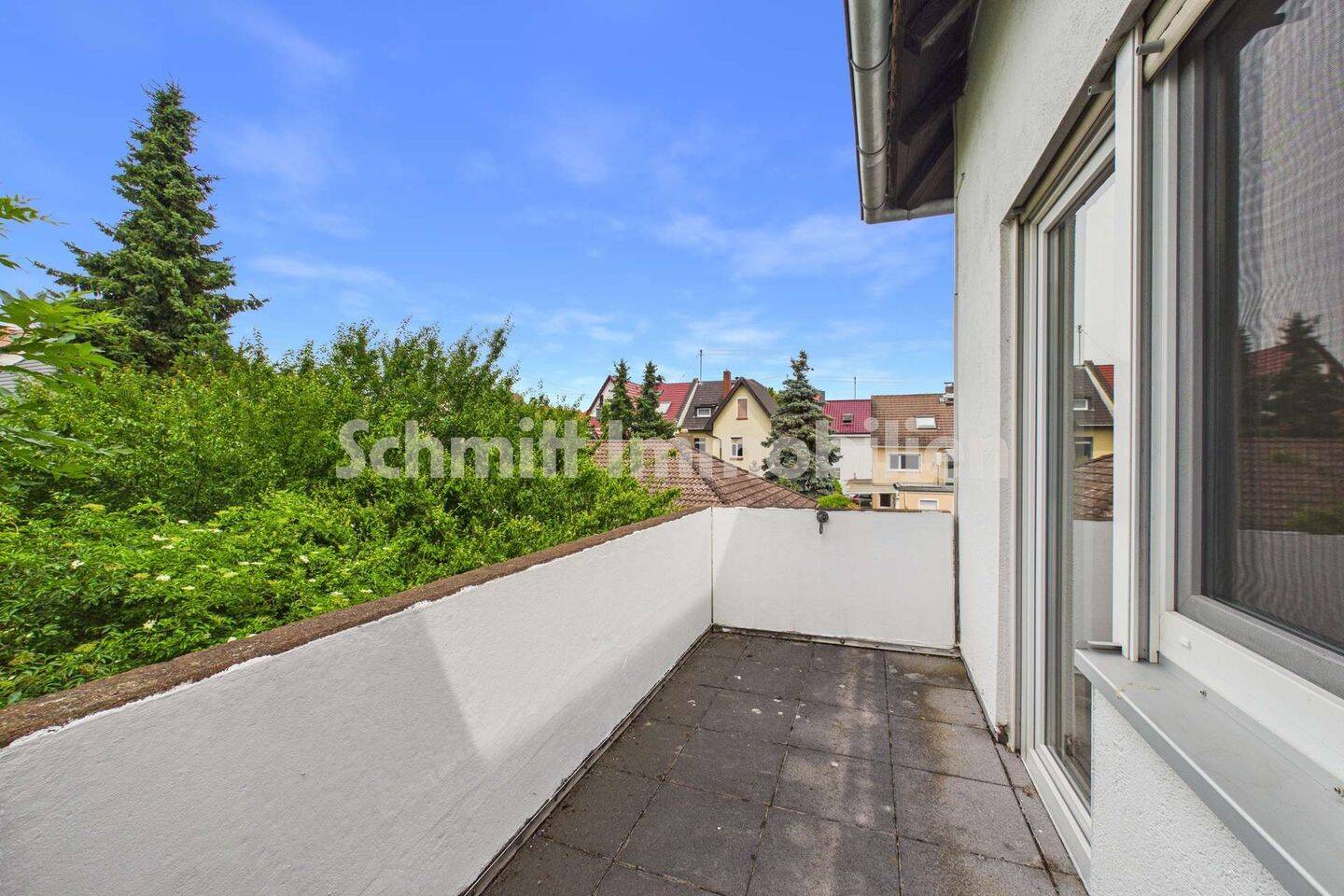 Helle 2-Zimmer-Wohnung mit Balkon direkt am Frankfurter Stadtwald, 60529 Frankfurt am Main (Schwanheim)