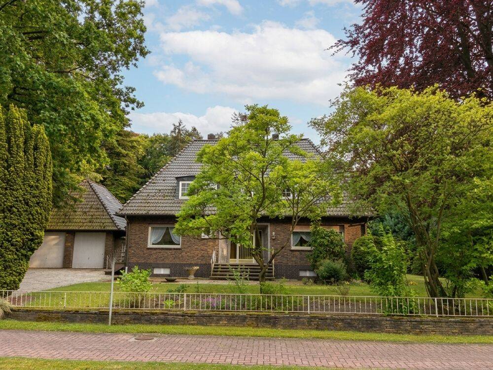 Hemsloh: Charmantes Einfamilienhaus im Stil der 60er Jahre, 49453 Hemsloh