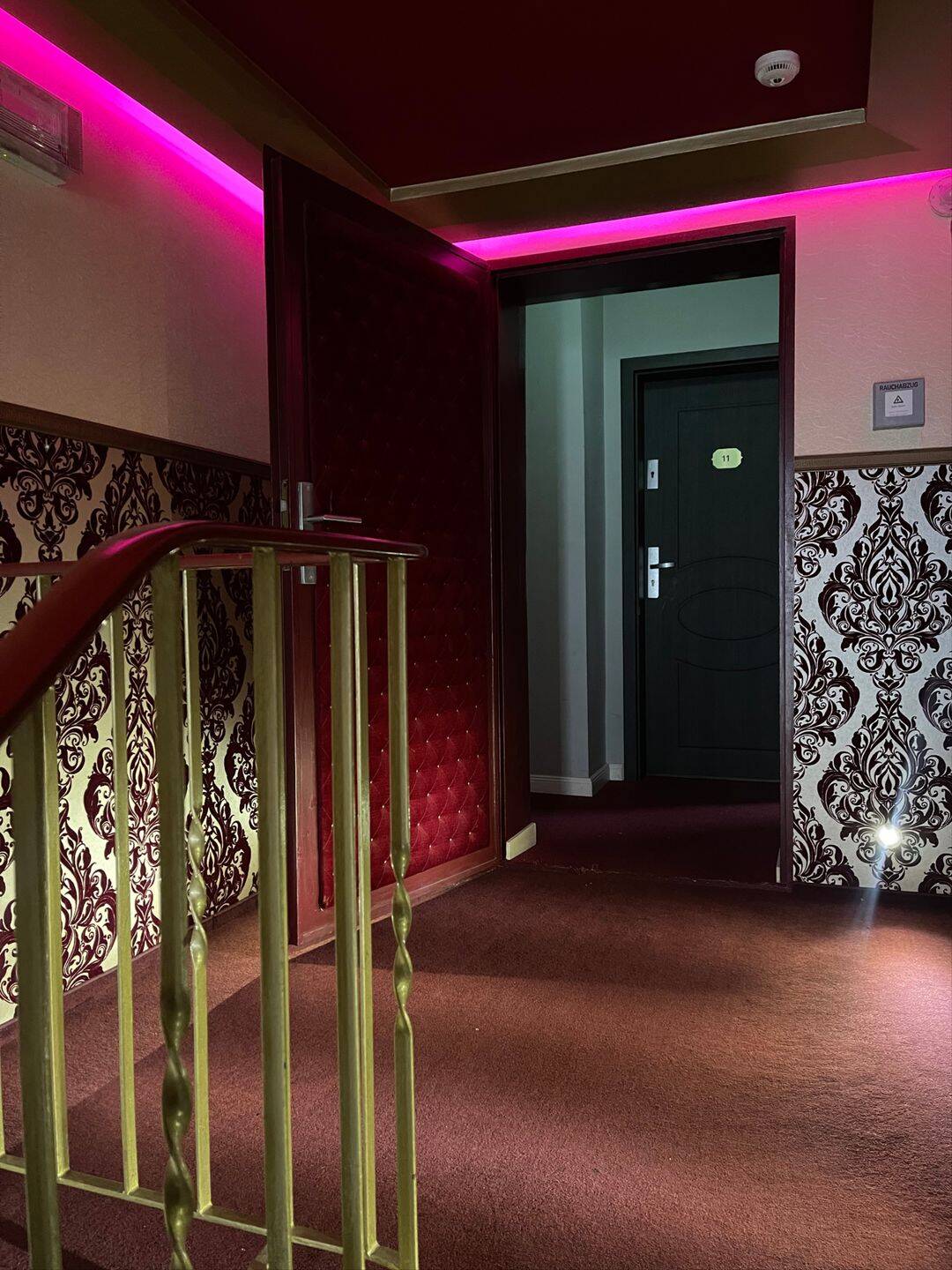 Gepflegtes Apartmenthaus mit vielseitigem Nutzungspotenzial, 17 Zimmern auf ca. 614m² Wohn- und Nutzfläche, 22149 Hamburg (Wandsbek Rahlstedt Tonndorf)