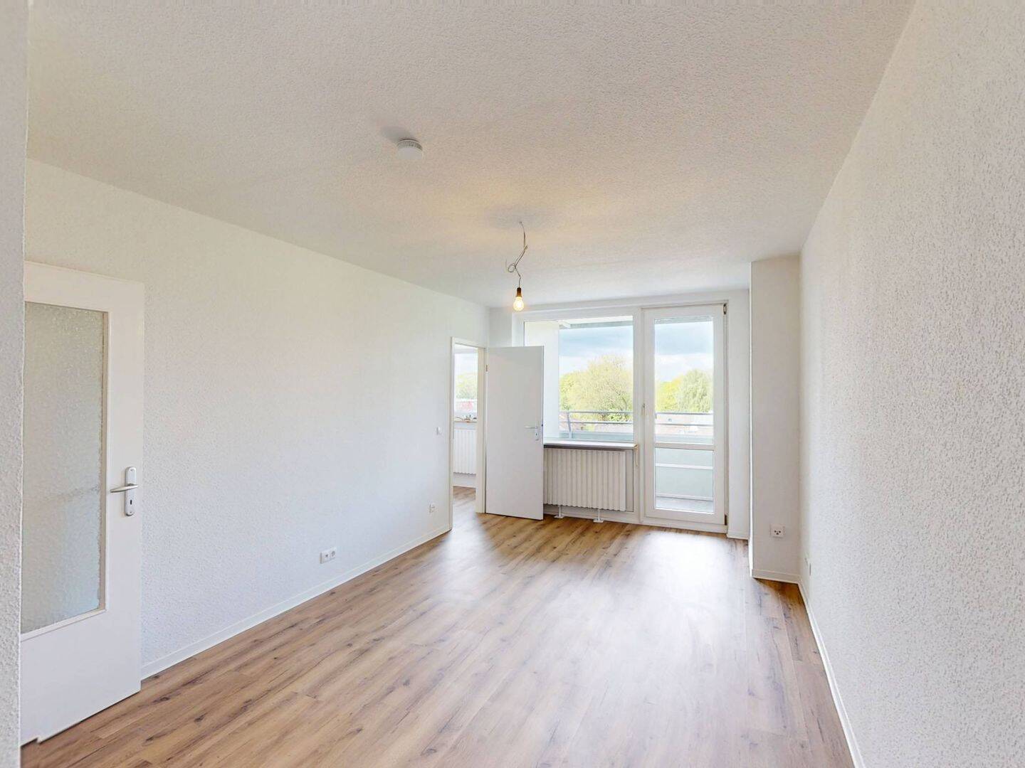 Raumwunder für Singles: Helles 1-Zimmer-Appartement mit Balkon, 24768 Rendsburg