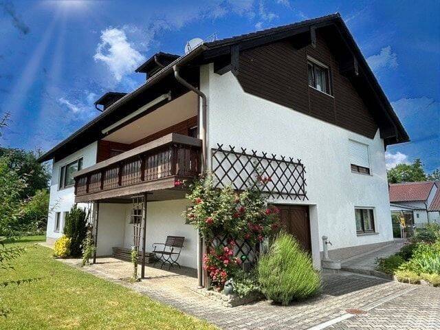 Zweifamilienhaus in Hengersberg, 94491 Hengersberg
