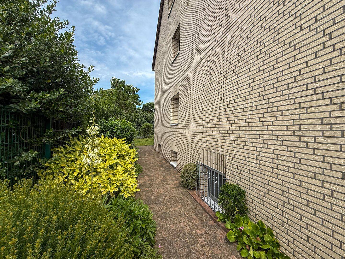 Modernes Wohnen in ruhiger Lage: 2-Zimmer-Wohnung mit Balkon, 40699 Erkrath