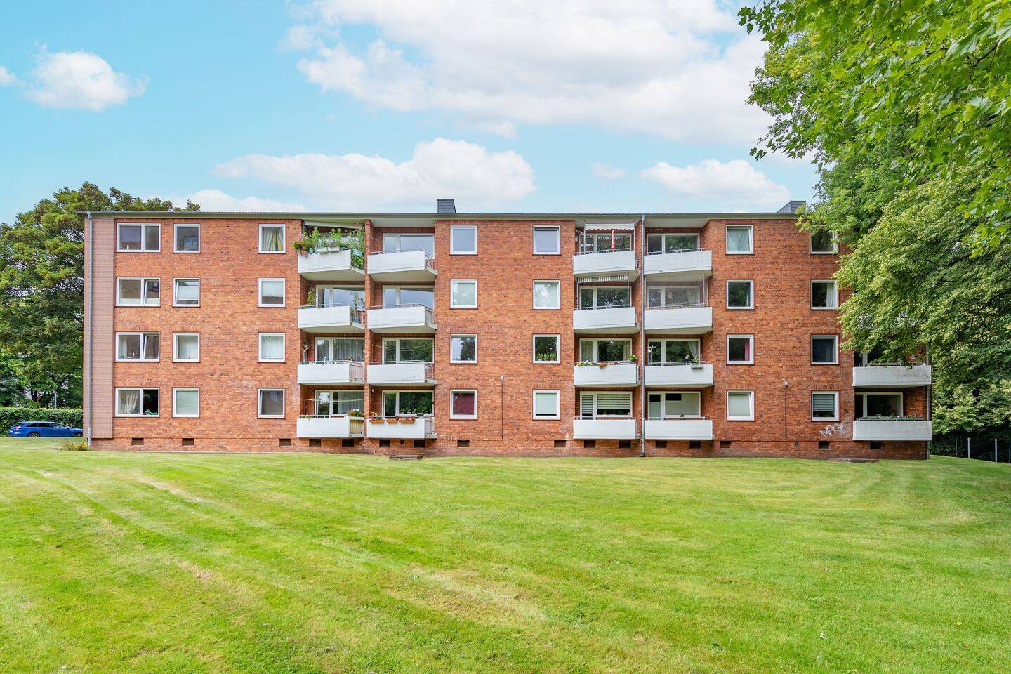 Helle 2-Zimmerwohnung mit Balkon in Lokstedt, Hamburg, 22529 Hamburg (Hamburg-Nord)