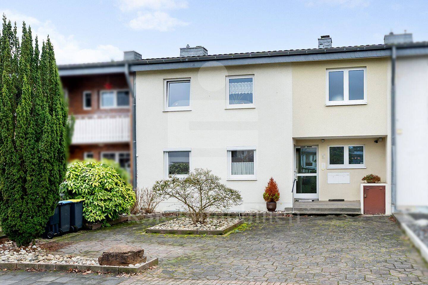 Haus mit verschiedenen Nutzungsmöglichkeiten und Traumgarten in zentraler Lage!, 51061 Köln (Mülheim Dünnwald Flittard Höhenhaus Stammheim)